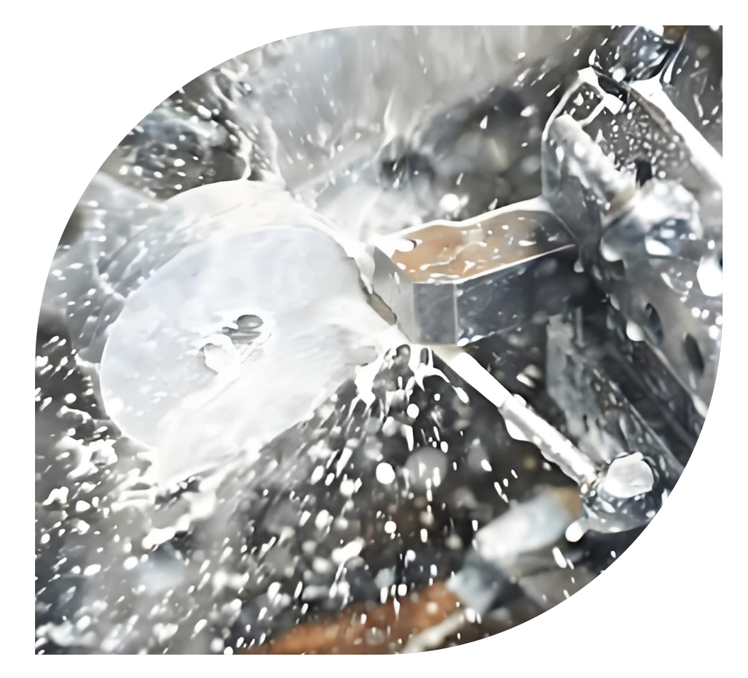 LB-880 Anti-rust Emulsified Cutting Oil - LeBen Lubrication Technology